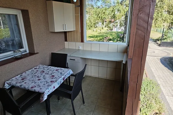 Domek 1 w agroturystyce U Marianny w Mikoszewie — weranda