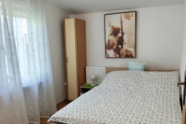 Domek 3 w agroturystyce U Marianny w Mikoszewie — druga sypialnia