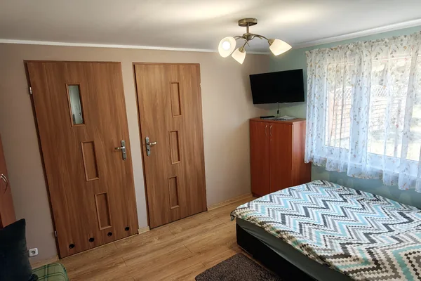Domek 4 w agroturystyce U Marianny w Mikoszewie — pokój